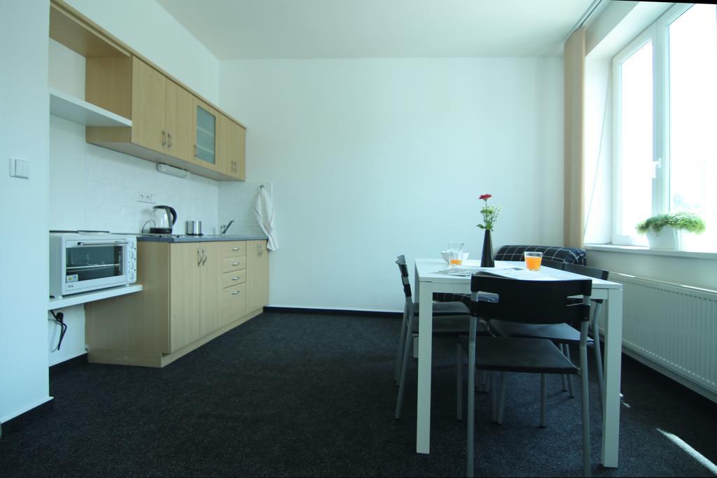 Apartman Amanda Podebrady Bagian luar foto